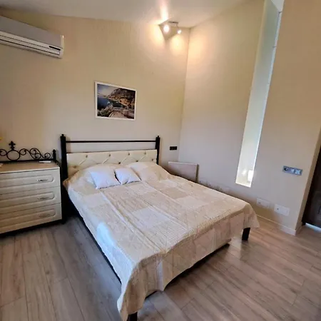 Naykova District Apartment Kharkiv Exterior photo