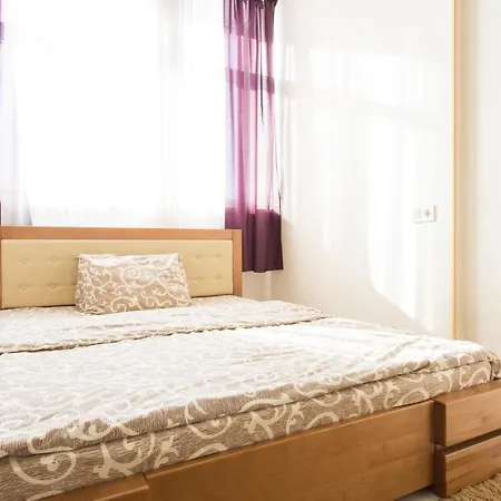 Naykova District Apartment Kharkiv Exterior photo