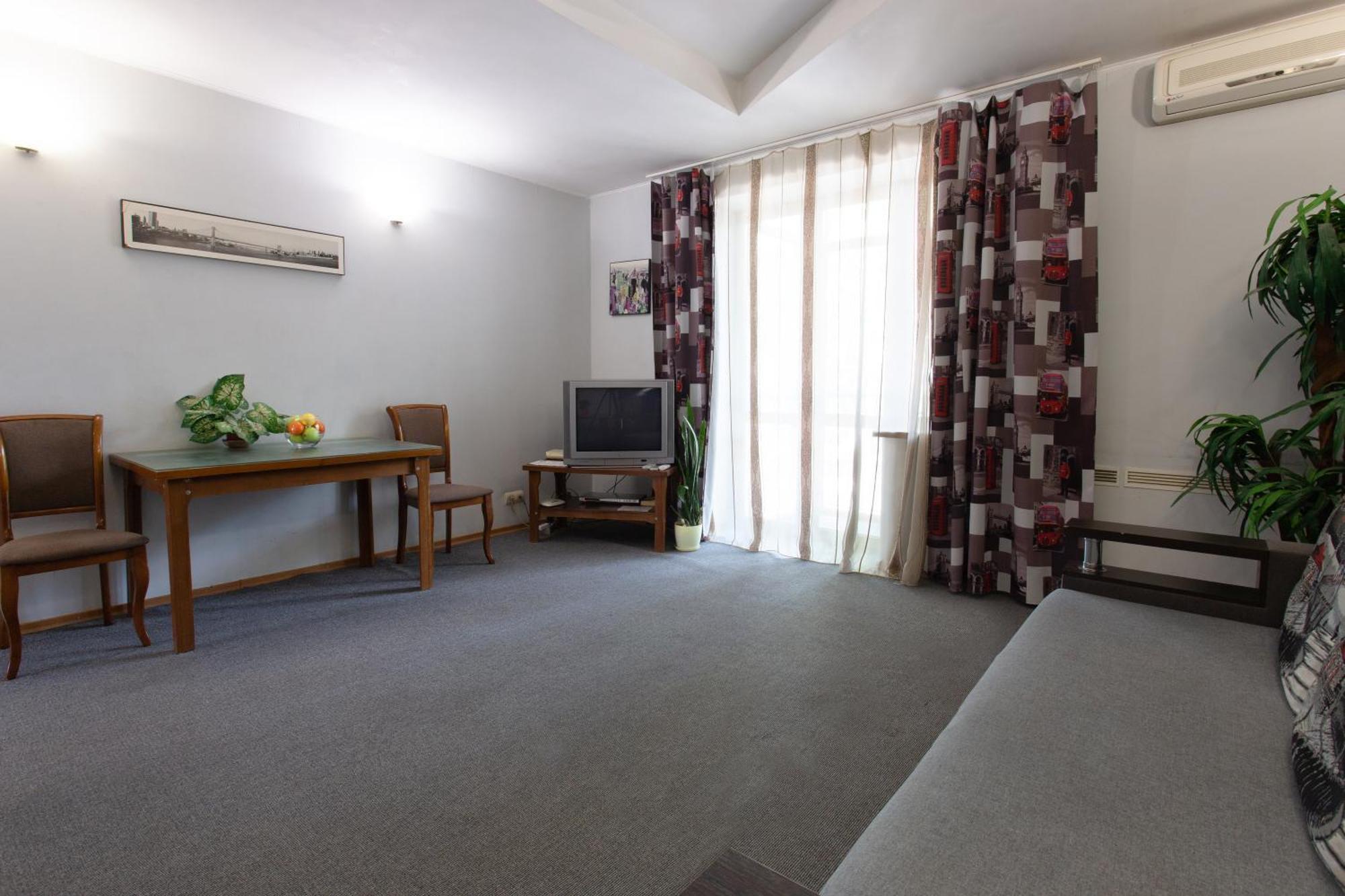Naykova District Apartment *