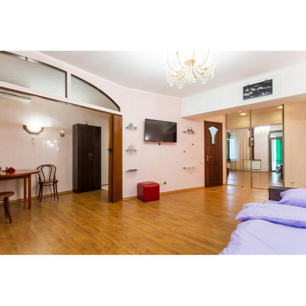 Naykova District Apartment Kharkiv